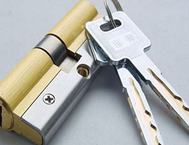 月湖24小时上门开锁公司