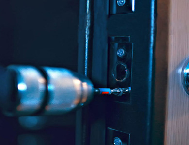 月湖24小时上门开锁公司